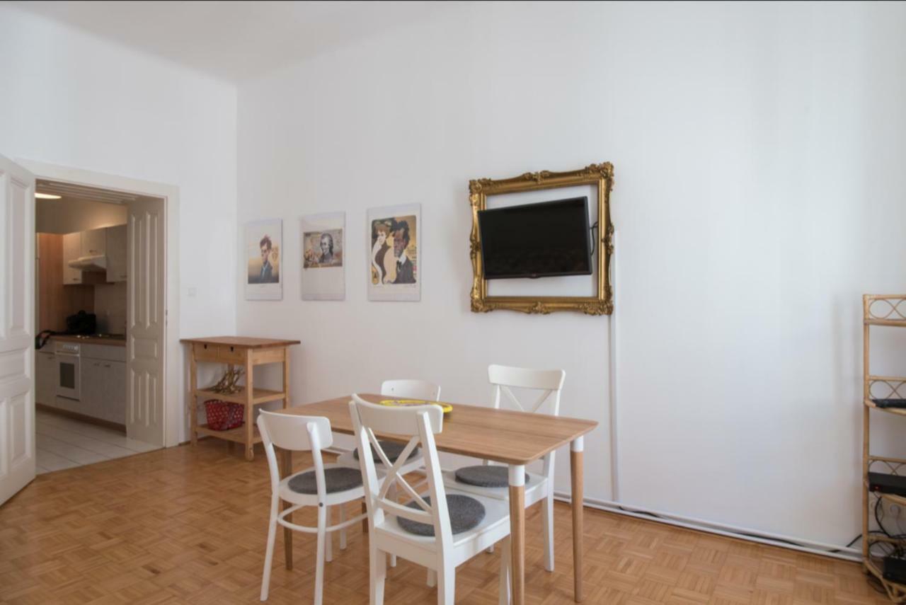 Lovely Apartments In A Quiet Area Close To The City Center Wenen Buitenkant foto