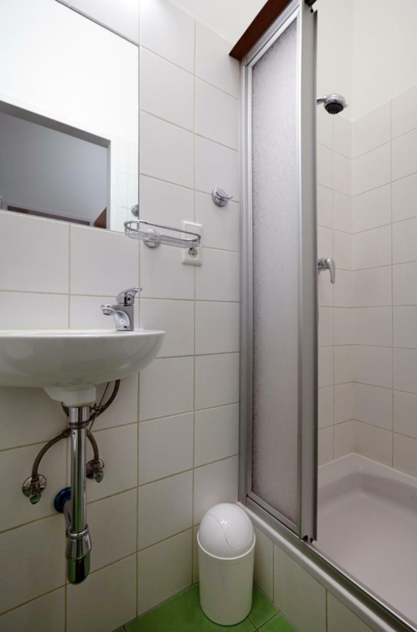 Lovely Apartments In A Quiet Area Close To The City Center Wenen Buitenkant foto