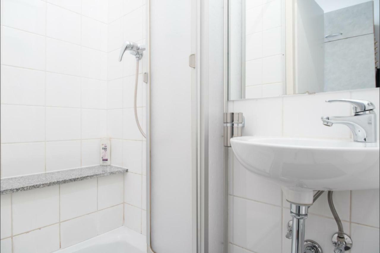 Lovely Apartments In A Quiet Area Close To The City Center Wenen Buitenkant foto